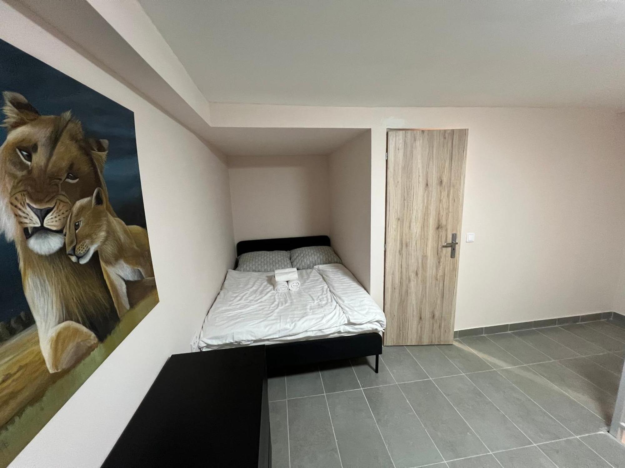 Iza-szondi Homes Apartman